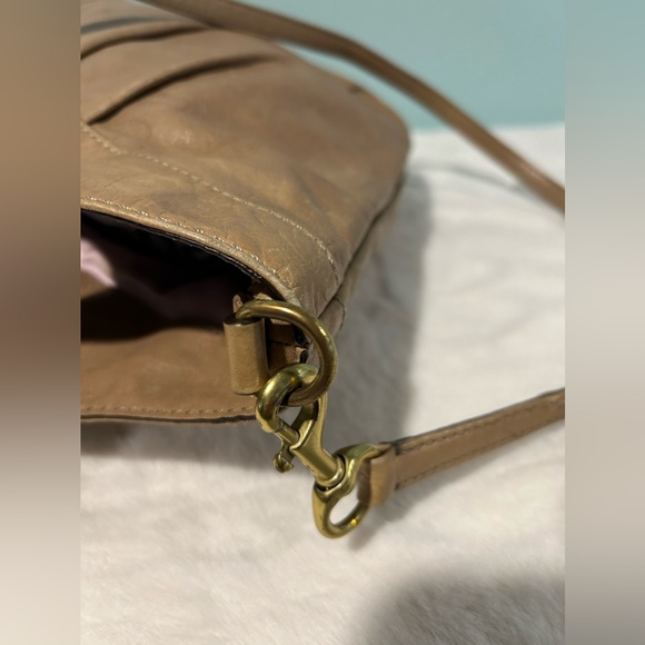 Coach 2way beautiful design brown bag. Authentic and pre-owned - Picture 5 of 8